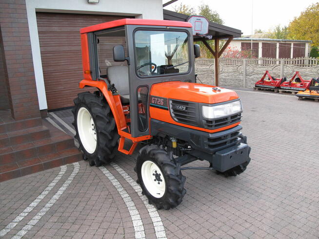 Mini Traktorek Kubota GT26 4X4 26KM Wspomaganie Mały Traktor