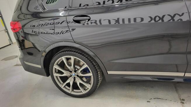 BMW X7 2021