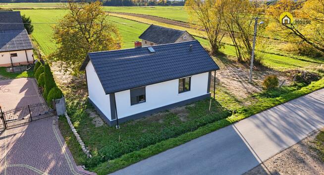 Dom Dziewiątle gm. Iwaniska,