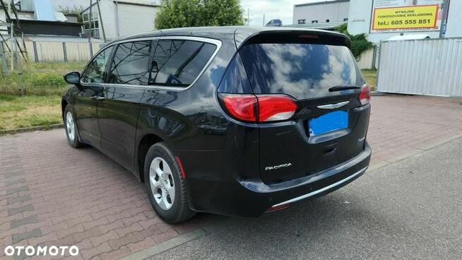 Chrysler Pacifica 2017