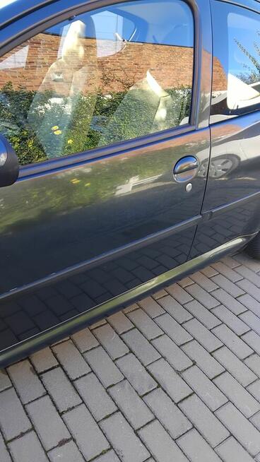 Peugeot 107 2006