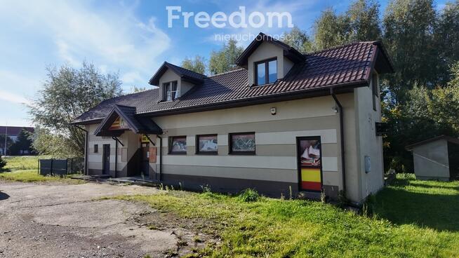 Wolnostojący dom 172 m², 3 pokoje, duża działka
