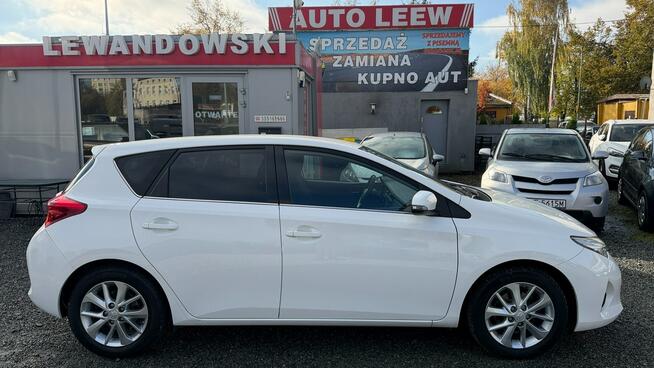 Toyota Auris 2014