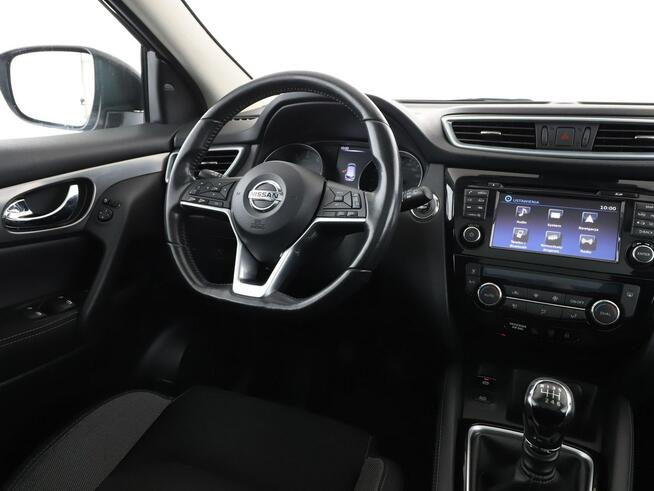 Nissan Qashqai N-Connecta lift panorama navi kamera360 grzane fotele tempomat