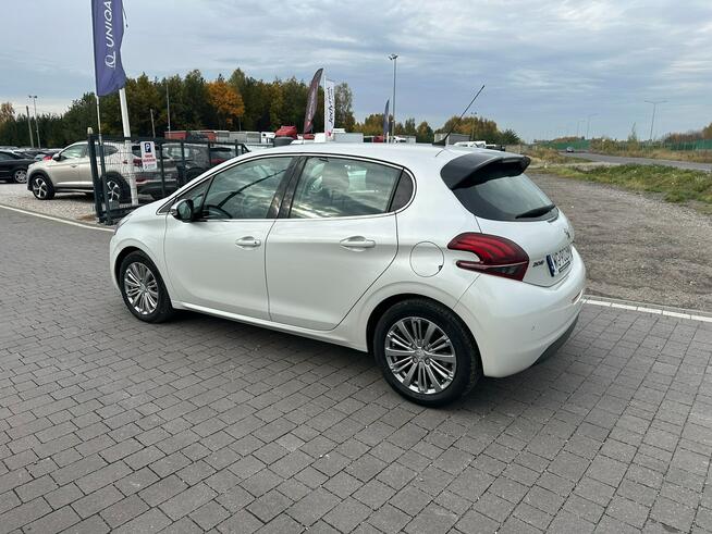 Peugeot 208 2018