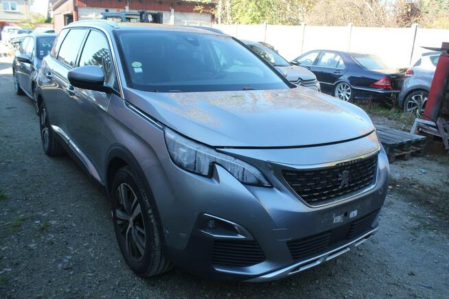 Peugeot 5008 2020