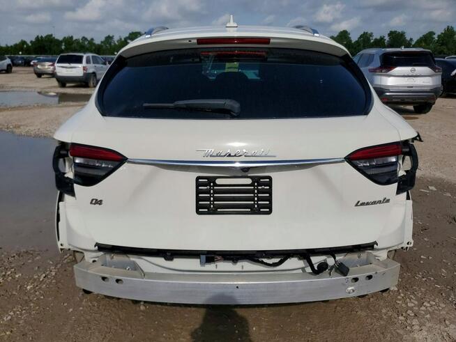 Maserati Levante 2021