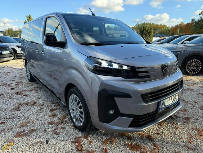 Peugeot Traveller