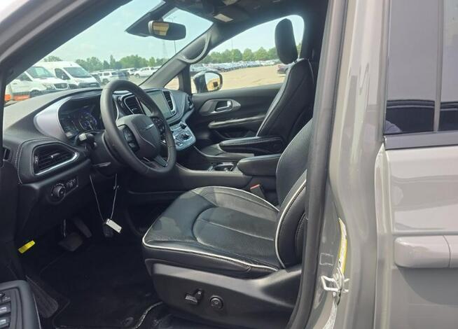 Chrysler Pacifica 2025