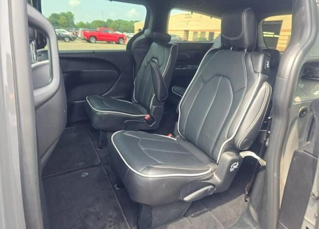Chrysler Pacifica 2025