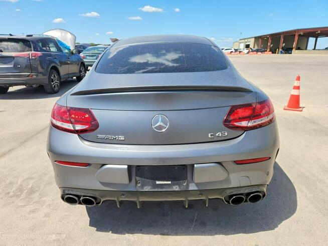 Mercedes-Benz Pozostałe 2021