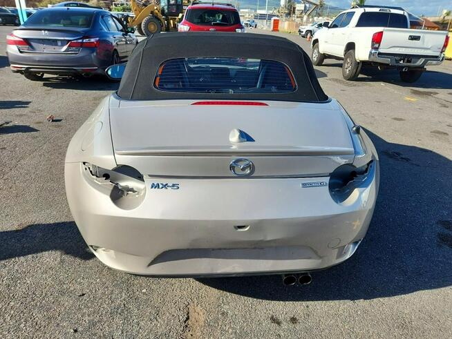 Mazda MX-5 Najwyższa wersja wyposażenia GRAND TOURING / Manual