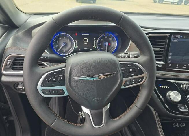 Chrysler Pacifica 2025