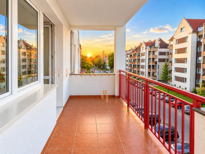 DUŻA KAWALERKA | BALKON, LOGGIA & PIWNICA