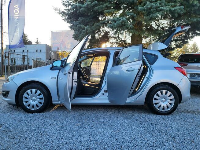 Opel Astra 1.4 120 KM Serwis I Właściciel Z Niemiec Opłaty Gwarancja Zapraszamy !