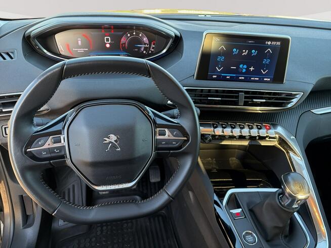 Peugeot 3008 2022