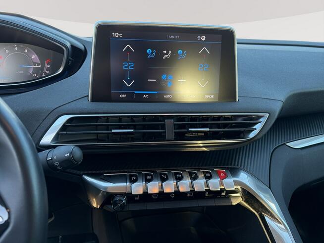 Peugeot 3008 2022