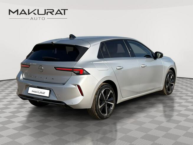 Opel Astra 2023