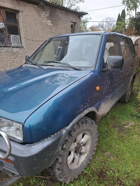 Nissan Terrano