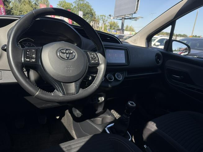 Toyota Yaris I właściciel Salon Polska Poleasingowy Serwis ASO VAT 23% Bezwypadkowy
