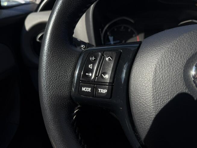Toyota Yaris I właściciel Salon Polska Poleasingowy Serwis ASO VAT 23% Bezwypadkowy