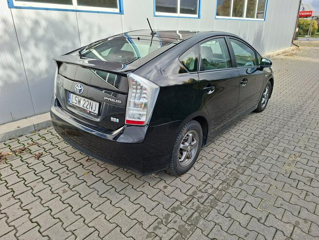 Toyota Prius 1.8 Benzyna Hybryda nowy gaz długo opłaty