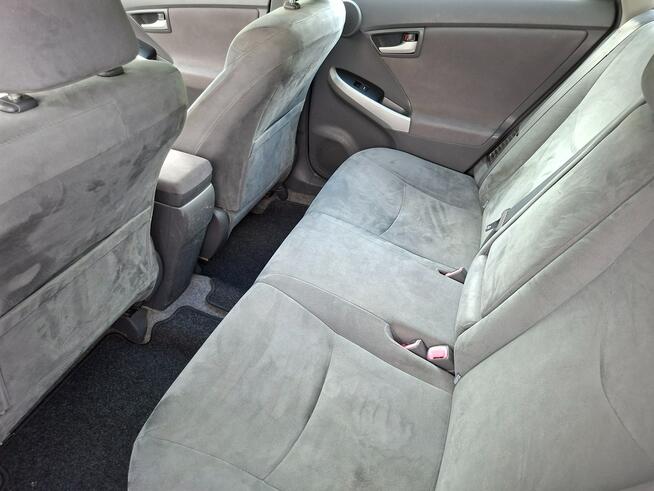 Toyota Prius 1.8 Benzyna Hybryda nowy gaz długo opłaty