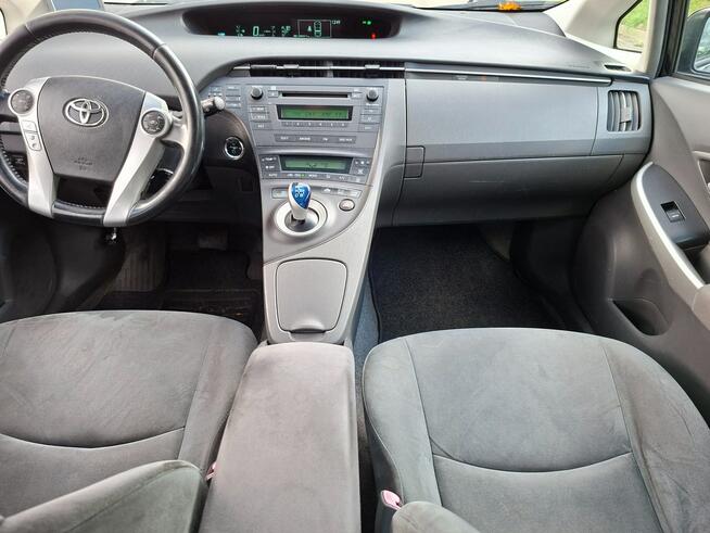 Toyota Prius 1.8 Benzyna Hybryda nowy gaz długo opłaty