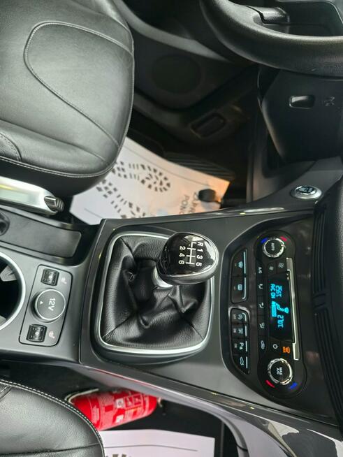 Ford Kuga 2.0 Tdci / 180 KM / 4 x 4 / / 4 WD Individual / AS0 !! Panorama !!