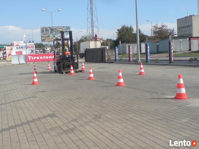 Kurs operatora koparki, koparko-ładowarki, wózka widłowego.