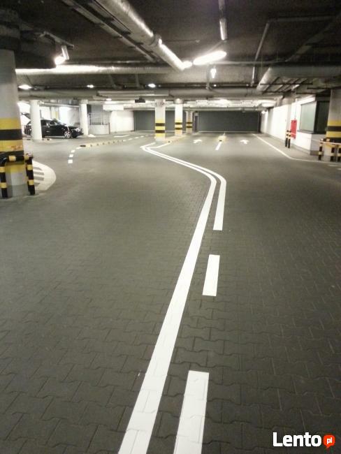 Malowanie miejsc parkingowych, lustro drogowe, znaki, linia