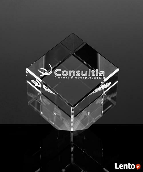 Kryształowy przycisk do papieru GRAWER 3D Statuetka