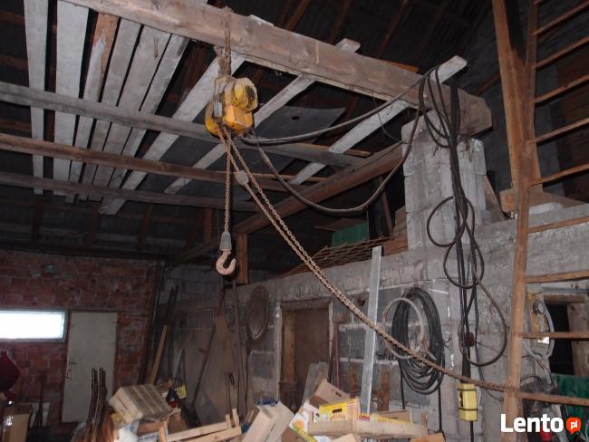 Budynek wraz z placem ogrodzonym DO WYNAJĘCIA