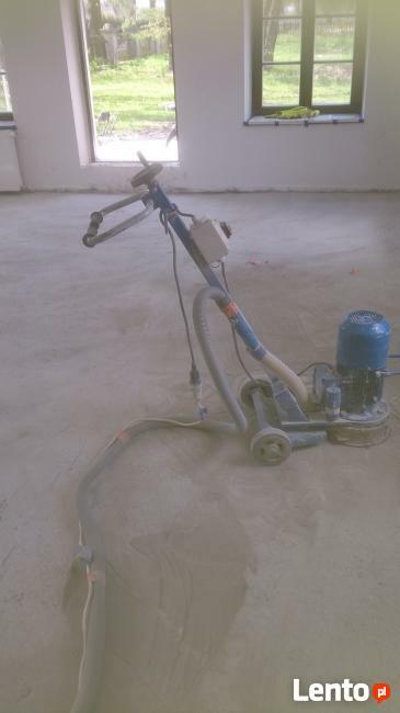 Usuwanie subitu, lepiku, kleju po parkiecie