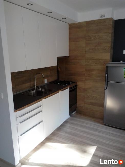 Montaż mebli kuchennych Ikea.