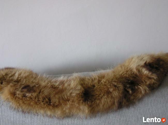 Naturalne jenoty obszycia do kaptura na tasmie