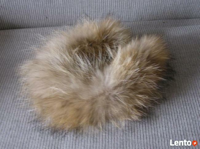 Naturalne jenoty obszycia do kaptura na tasmie