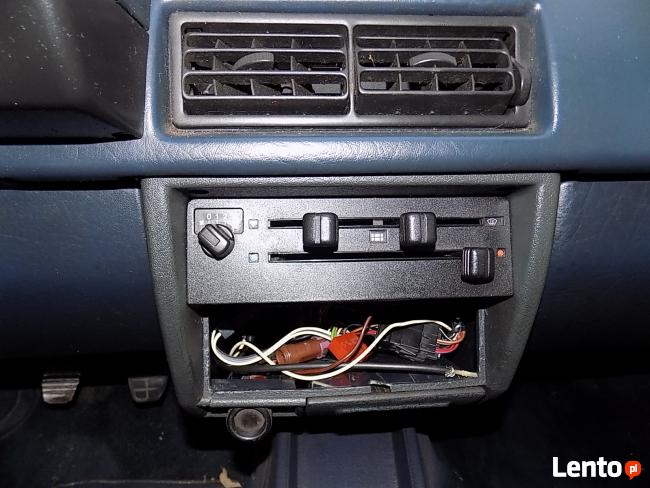 AUDI 80 b2 - 1982 i 85r. - LUSTERKO LEWE i inne części