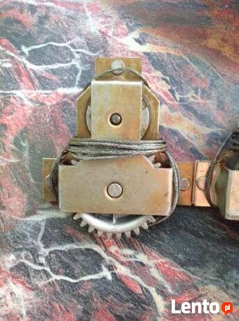 Fiat 126P - Mechanizm podnoszenia bocznej szyby drzwi