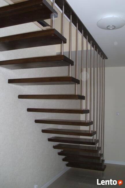 Schody drewniane, nowoczesne i klasyczne, schody półkowe .
