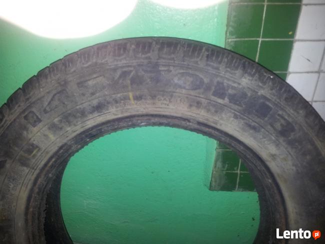 Sprzedam 4 opony zimowe 145/70R13. Cena 50 zł za 1 szt.