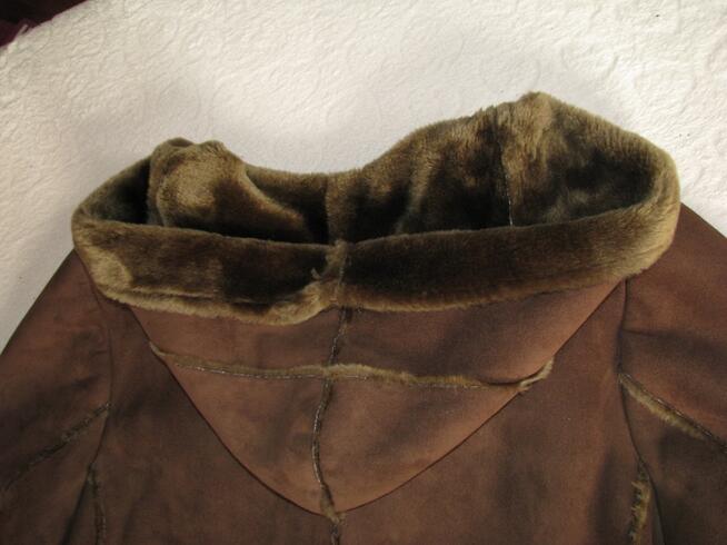 Elegancki kożuszek damski z kapturem, rozm. XXL