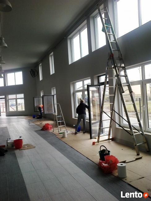 Mycie okien, witryn sklepowych. Firma sprzątająca KIELCE