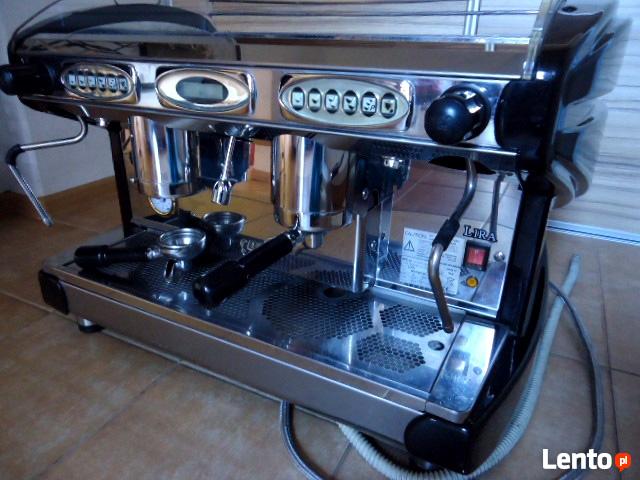 Ekspres ciśnieniowy do kawy BFC LIRA dwugrupowy CZARNY