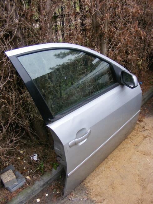 Drzwi Ford Mondeo Mk3 - Kompletne ( Przednie Prawe )