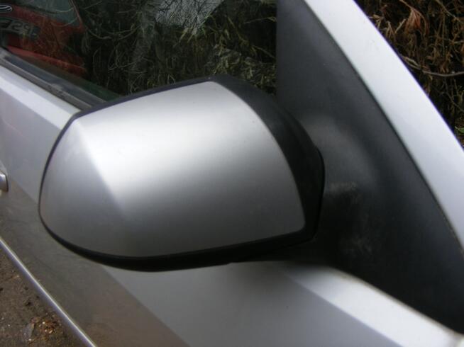 Drzwi Ford Mondeo Mk3 - Kompletne ( Przednie Prawe )