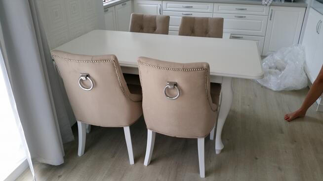 Krzesło z kołatką pikowane tapicerowane wygodne nowe produce