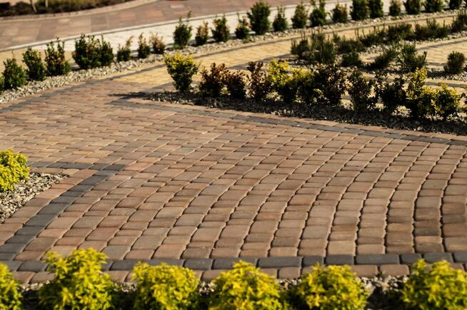 Sprzedam kostkę brukową nostalit marki GOLDBRUK!