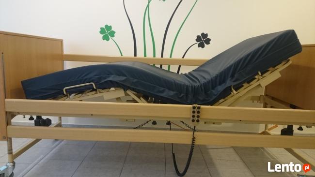Łóżko rehabilitacyjne 3 funkcyjne sterowane elektrycznie pil