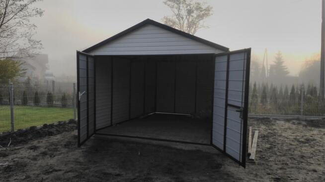 biały garaż blaszany profil blachodachówka okno śląsk bytom